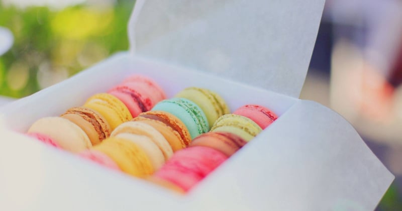 Recette macarons français décoratifs à la maison : le guide facile